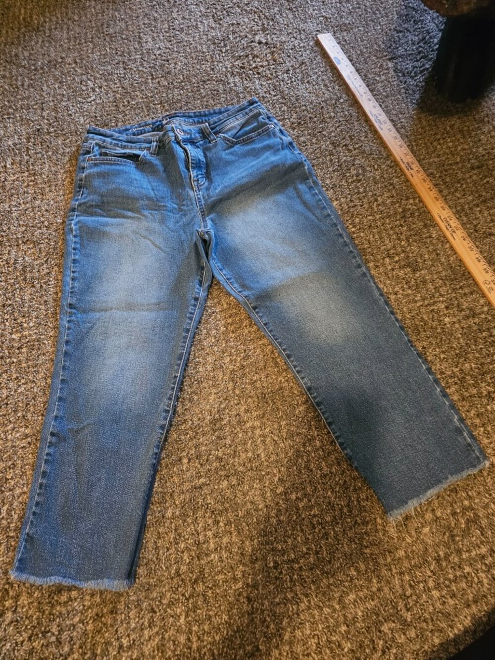 Style & Co. Blue Straight Leg Cropped Jeans Raw Hem Size 14P Like New